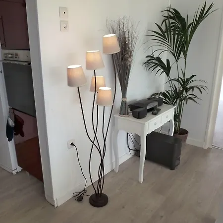 Le 81 Hotel 3*
