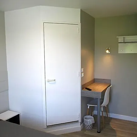 Hotel Le 81 3*