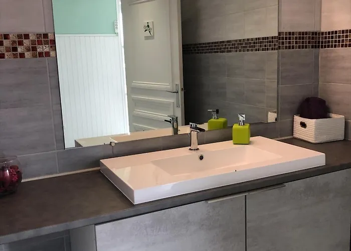 ホテル Le 81 カストル